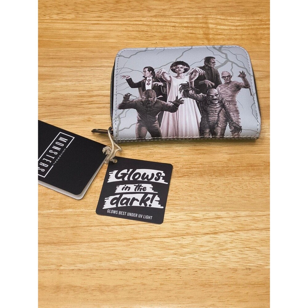 Universal Monsters Loungefly Glow In The Dark Mini Zipper Wallet Frankenstein